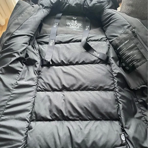 Aritzia women parka xs - Picture 5 of 8